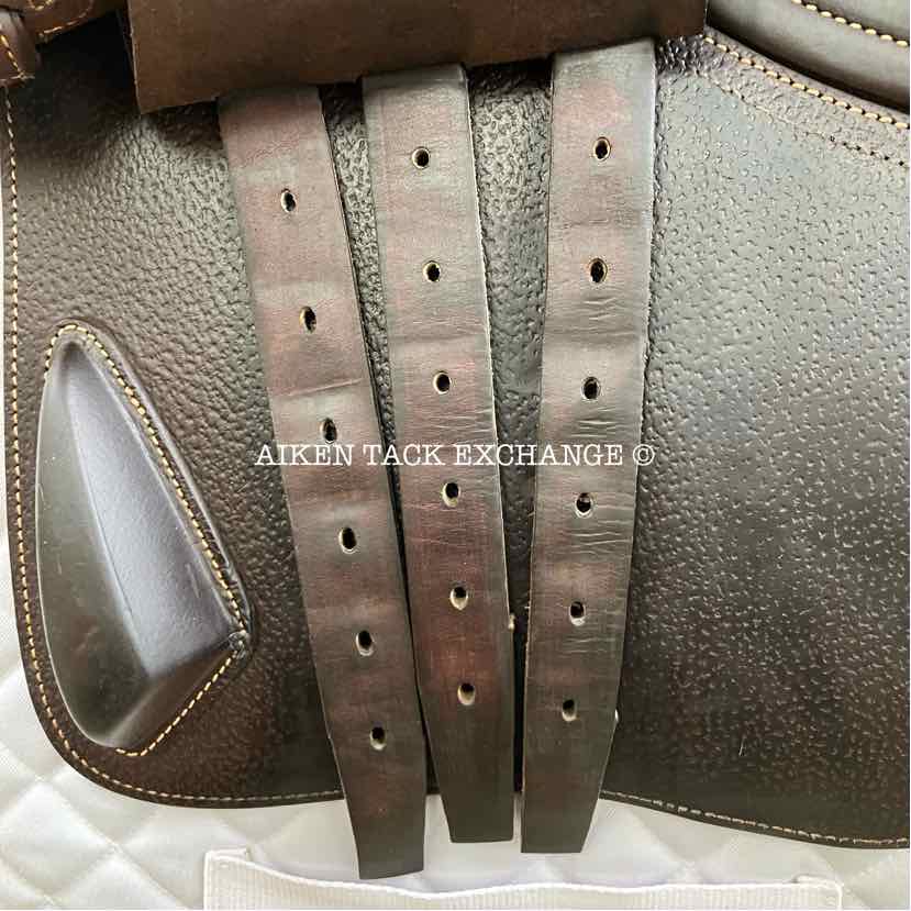 **SOLD** 2020 CWD SE32 2GS Mademoiselle Close Contact Jump Saddle, 17" Seat - S1, 2L Flap, Dynamick Flex Tree - Medium, Foam Panels, Full Buffalo Leather