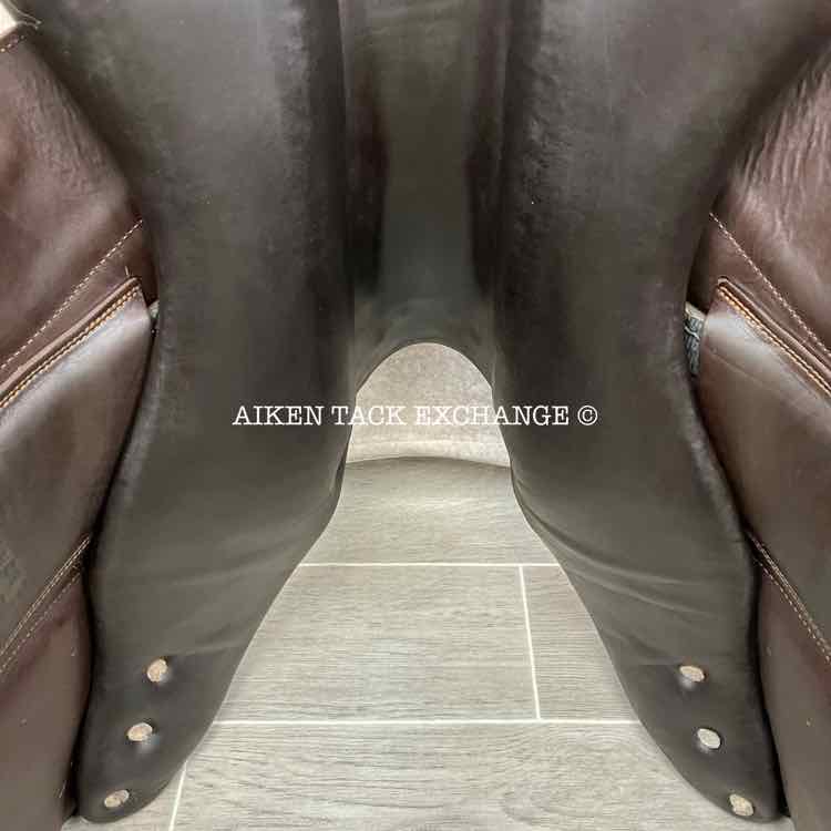 2014 CWD SE09 Monoflap Jump Saddle, 17.5" Seat, 2AA Flap, Medium Tree, Foam Panels