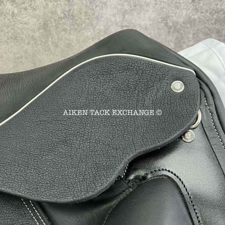 2023 Custom Saddlery Wolfgang Solo MKII Monoflap Dressage Saddle, 17.5" Seat, Adjustable Tree, Wool Flocked Panels