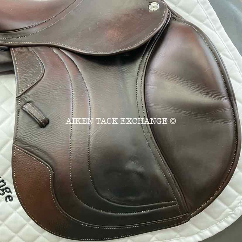 2022 CWD SE01 Close Contact Jump Saddle, 16.5" Seat, 2L Flap, Medium Tree, Foam Panels, Full Buffalo Leather