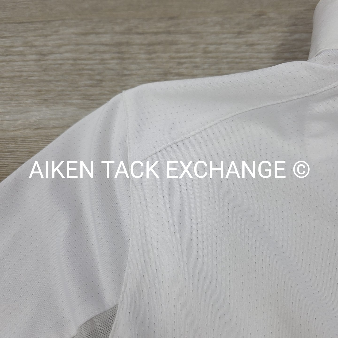 Essex Classics Talent Yarn Long Sleeve Sun Shirt Show Shirt, Size X-Small