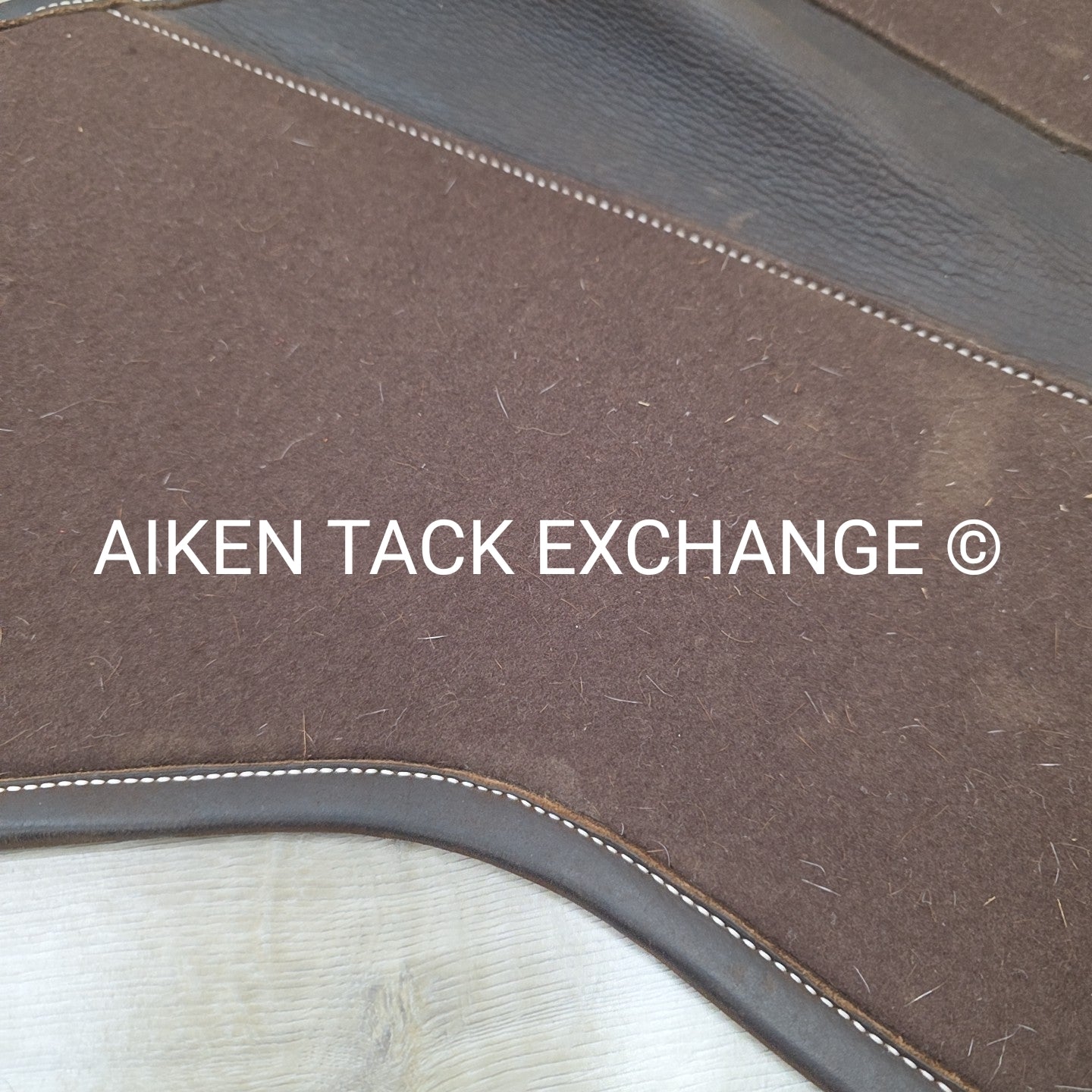 Voltaire Leather & Felt Half Pad