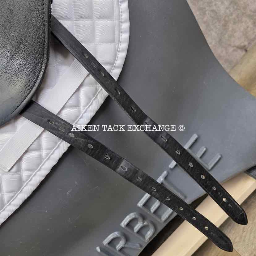 **SOLD** 2018 Custom Saddlery Icon Coda W Monoflap Dressage Saddle, 17.5" Seat, Adjustable Tree, Wool Flocked Panels
