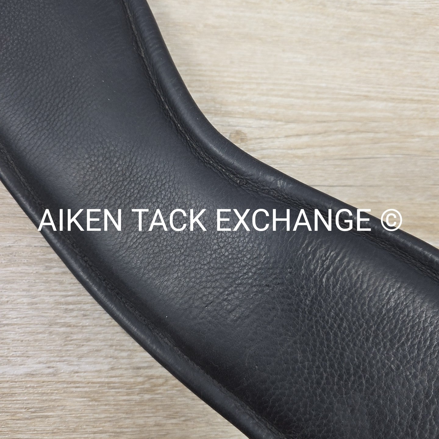 Dynamic Saddles Anatomic Shoulder Relief Girth, Black, 24"