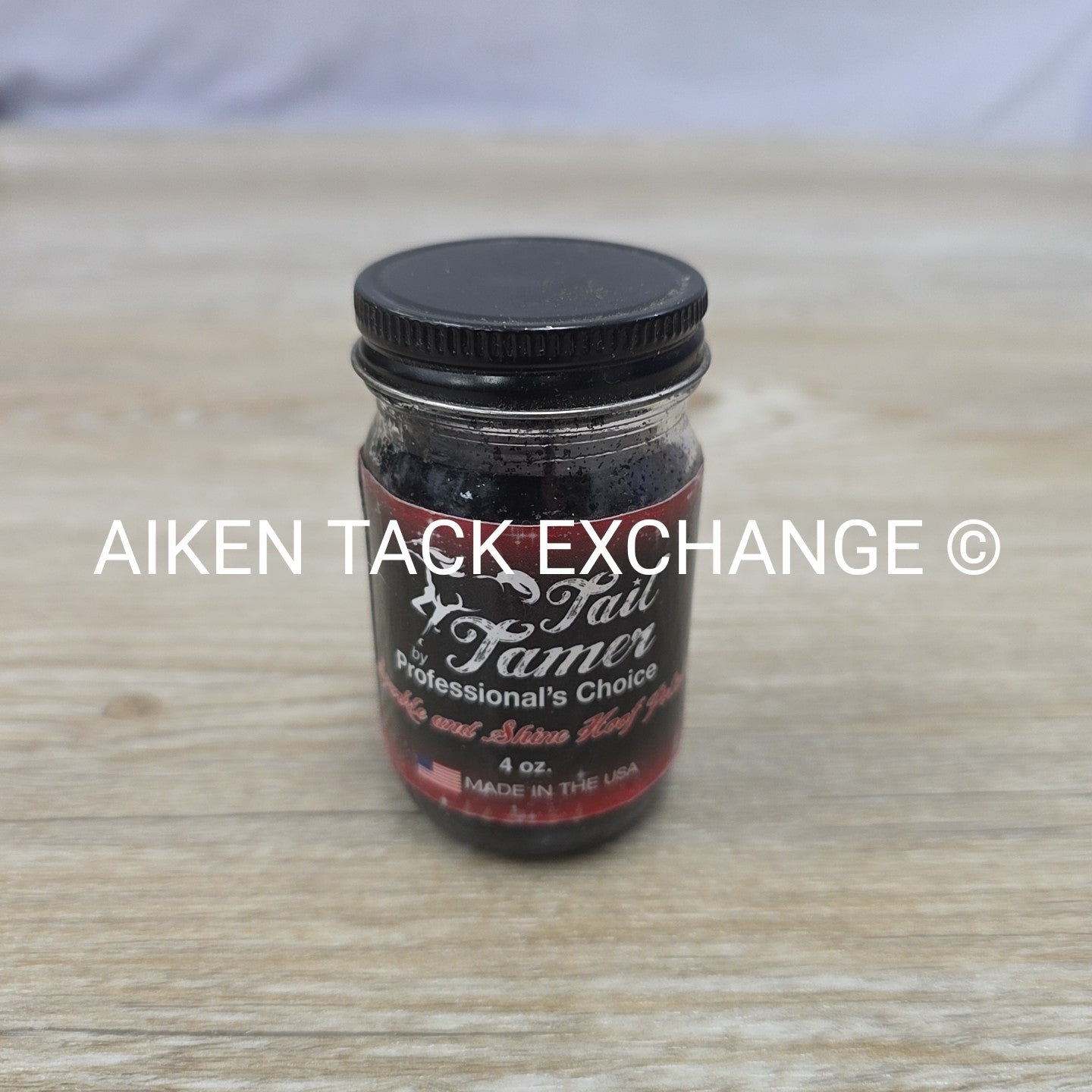 Professsional's Choice Sparkle and Shine Hoof Polish