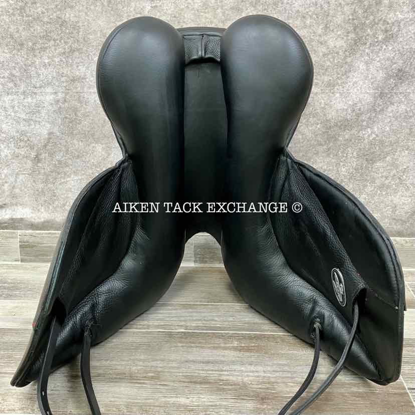 2021 Custom Saddlery Icon Flight Monoflap Dressage Saddle, 17.5" Seat, Short Flap, Adjustable Tree, Wool Flocked Panels