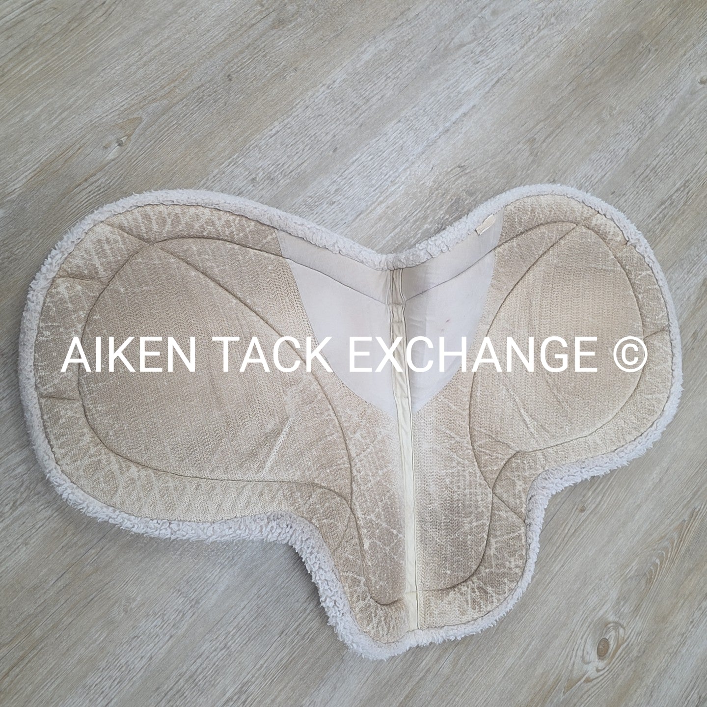Success Equestrian Deluxe Hunter No-Slip Pad, Size Large / 17" - 17.5"