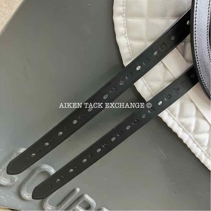 2021 Aviar Rook 2.0 Monoflap Dressage Saddle, 17.5" Seat, Adjustable Tree, Foam Panels