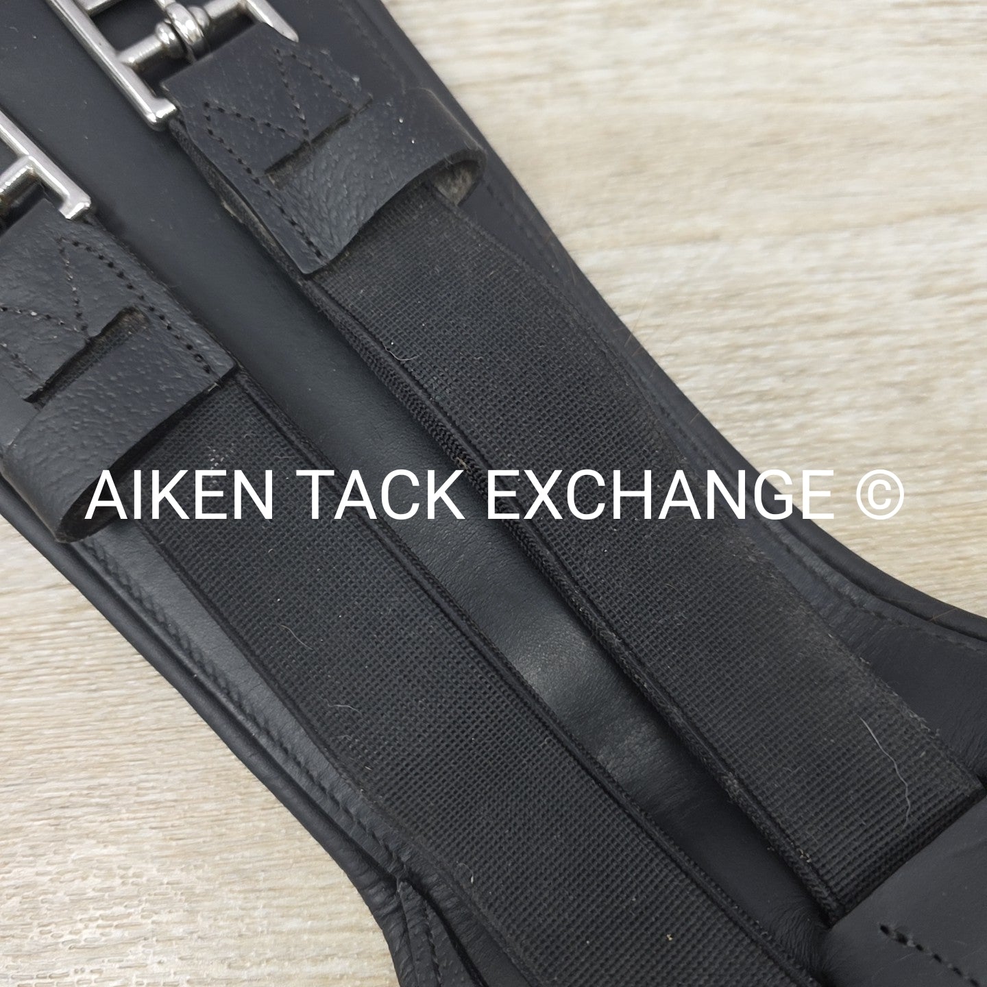 Devoucoux V-Strap Girth, Black, 28"