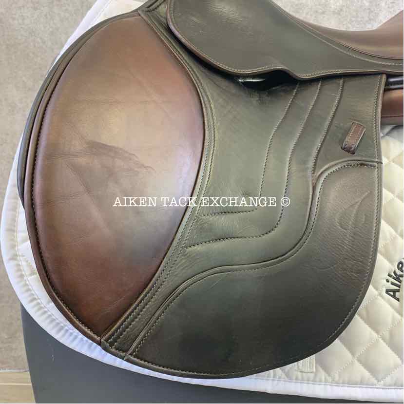 2014 Schleese Jete Close Contact Jump Saddle, 16.5" Seat, Adjustable AdapTree, Wool Flocked Panels