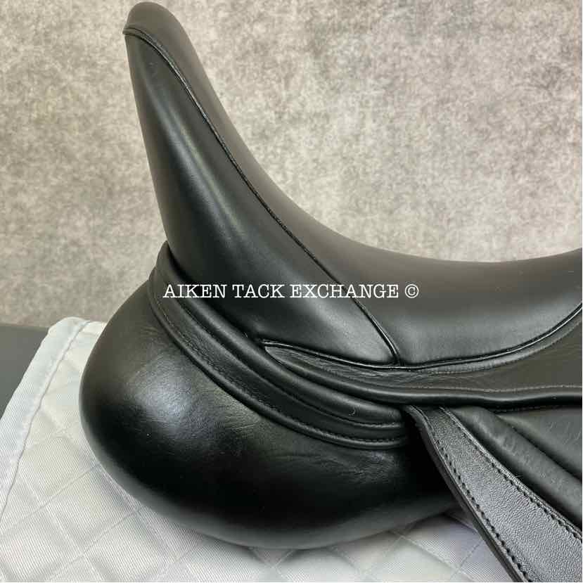 2021 Aviar Rook 2.0 Monoflap Dressage Saddle, 17.5" Seat, Adjustable Tree, Foam Panels