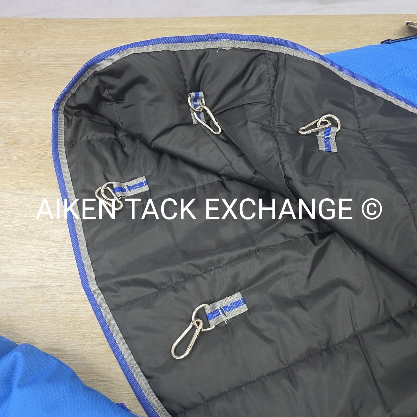 Schneiders Dura-Tech Viking Pony Medium Weight Turnout with Neck Cover, 64"