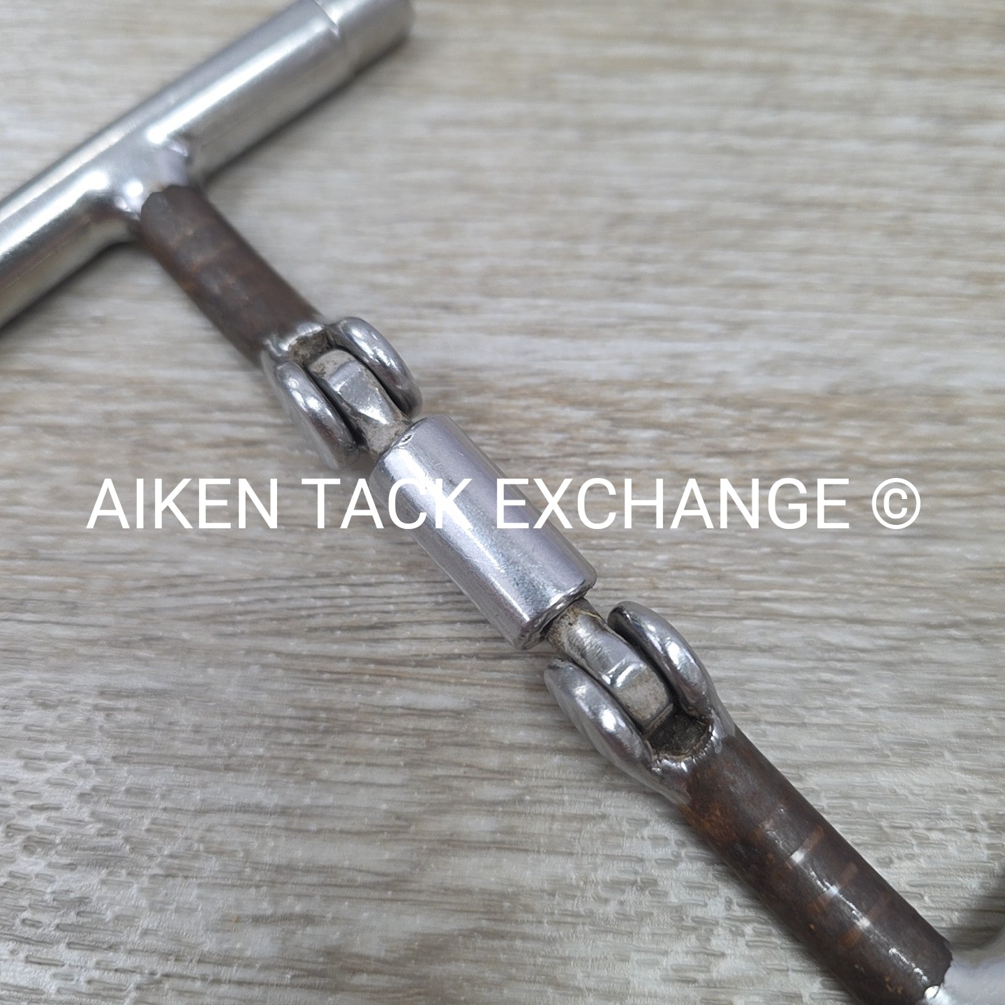 Myler Double Hinged Comfort Snaffle D Ring Bit with Hooks 5.25"