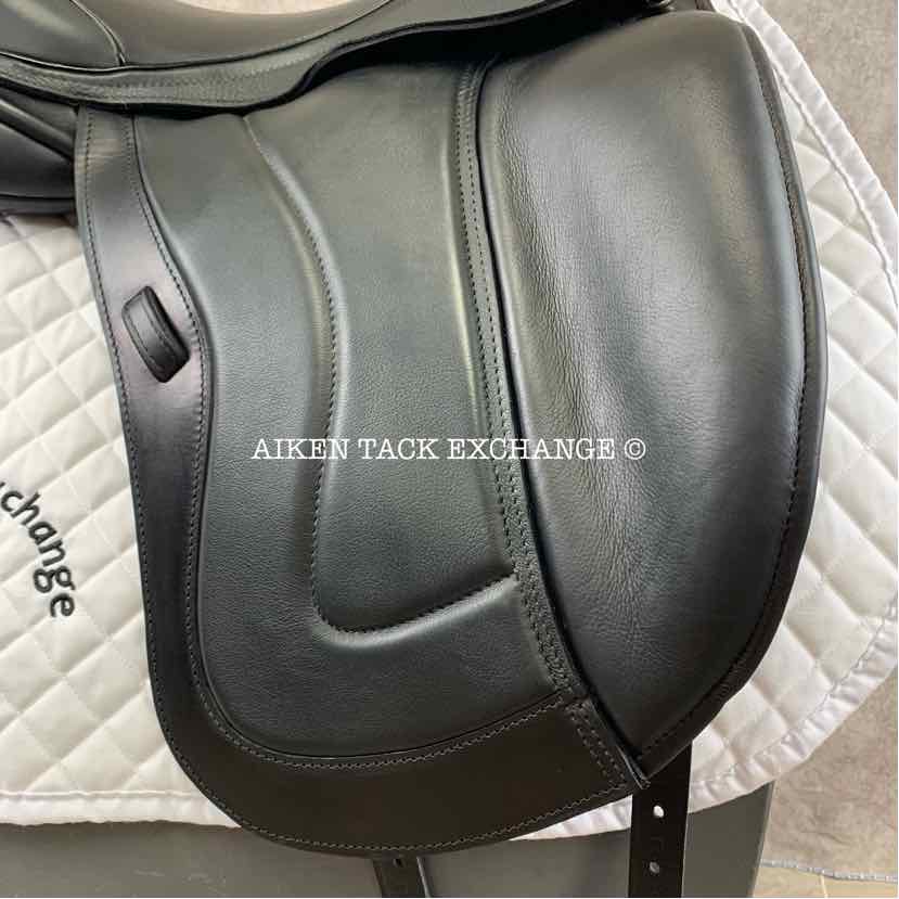 2018 Custom Saddlery Advantage Monoflap Dressage Saddle, 17.5” Seat, Adjustable Tree, Wool Flocked Panels