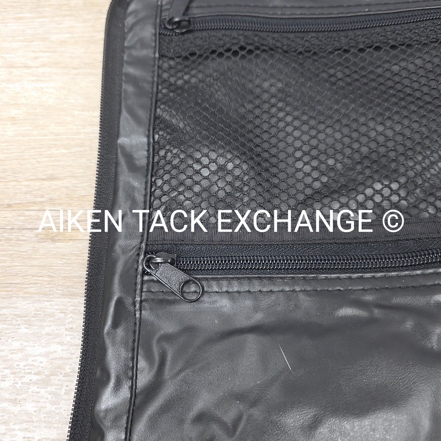 NBHA Hanging Travel Bag
