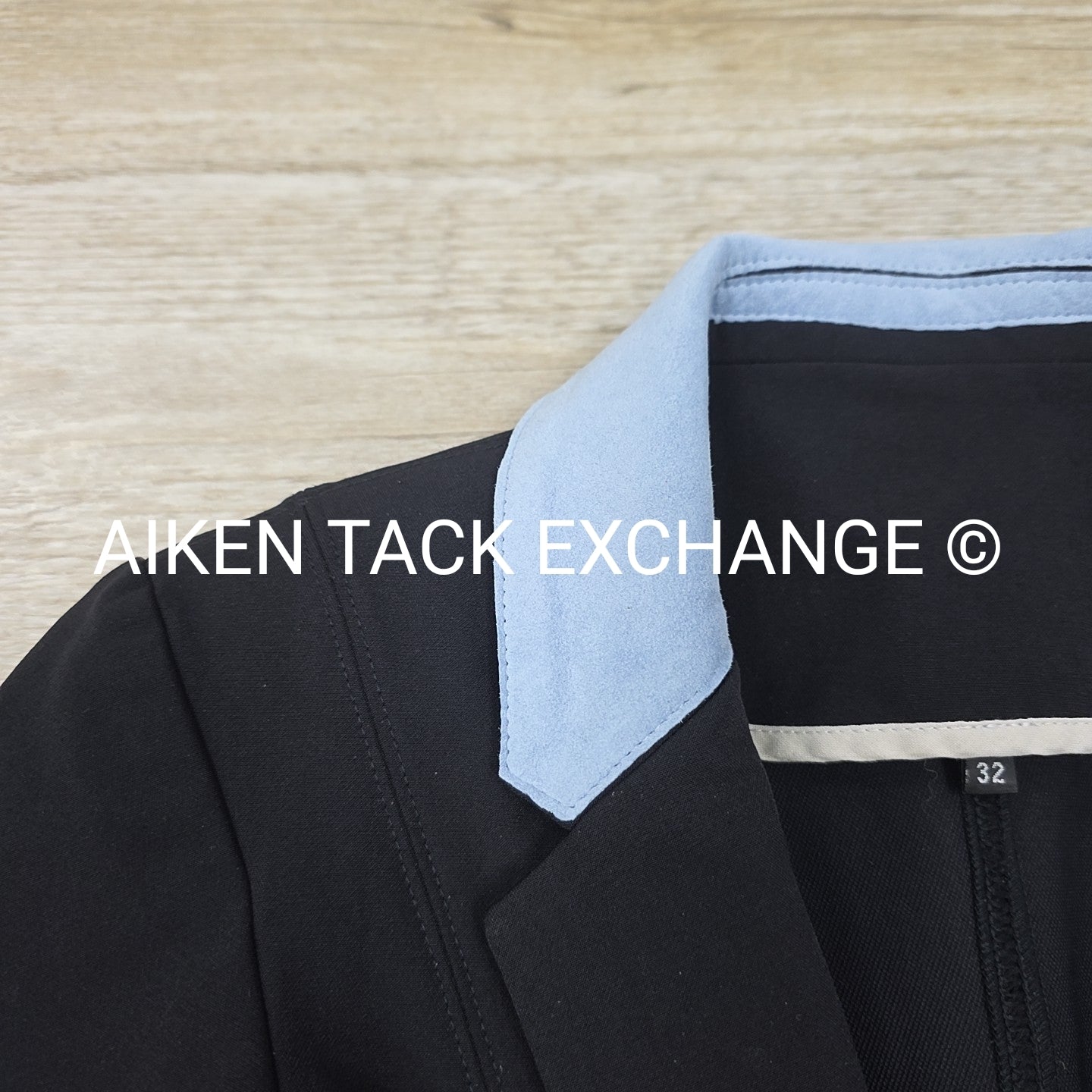 Horse Pilot Show Coat, Size 32