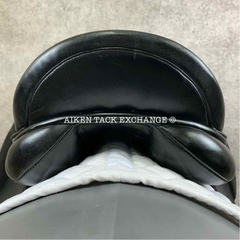 HDR Pro Buffalo Dressage Saddle, 17" Seat, Medium Wide Tree, Wool Flocked Panels