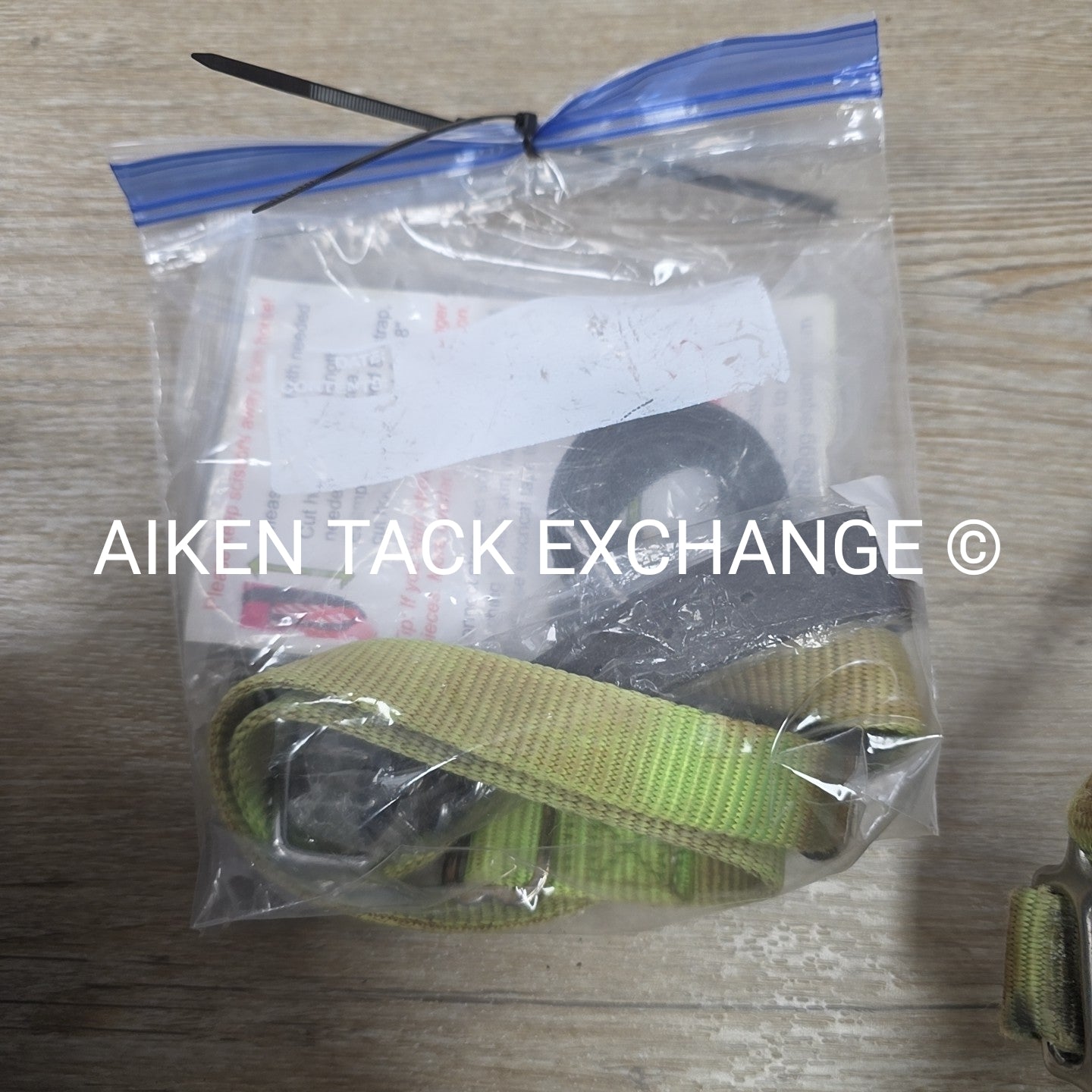 BARGAIN BUNDLE: Shires FreeGraze Deluxe Comfort Grazing Muzzle & GreenGuard Graz
