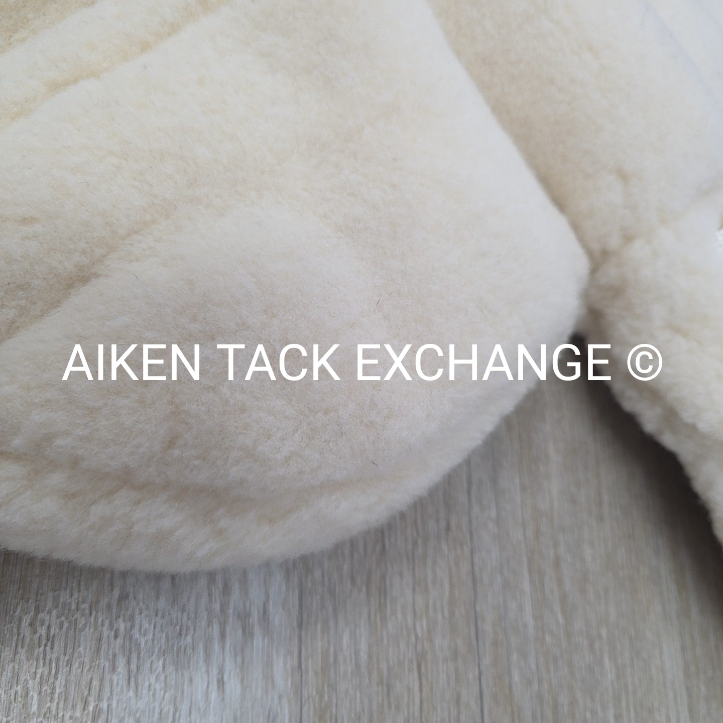 Toklat WoolBack Contour Dressage Saddle Pad