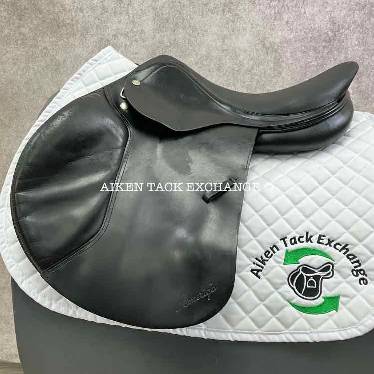 **SOLD** 2002 Amerigo DJ Close Contact Jump Saddle, 16.5" Seat, Medium Tree, Wool Flocked Panels
