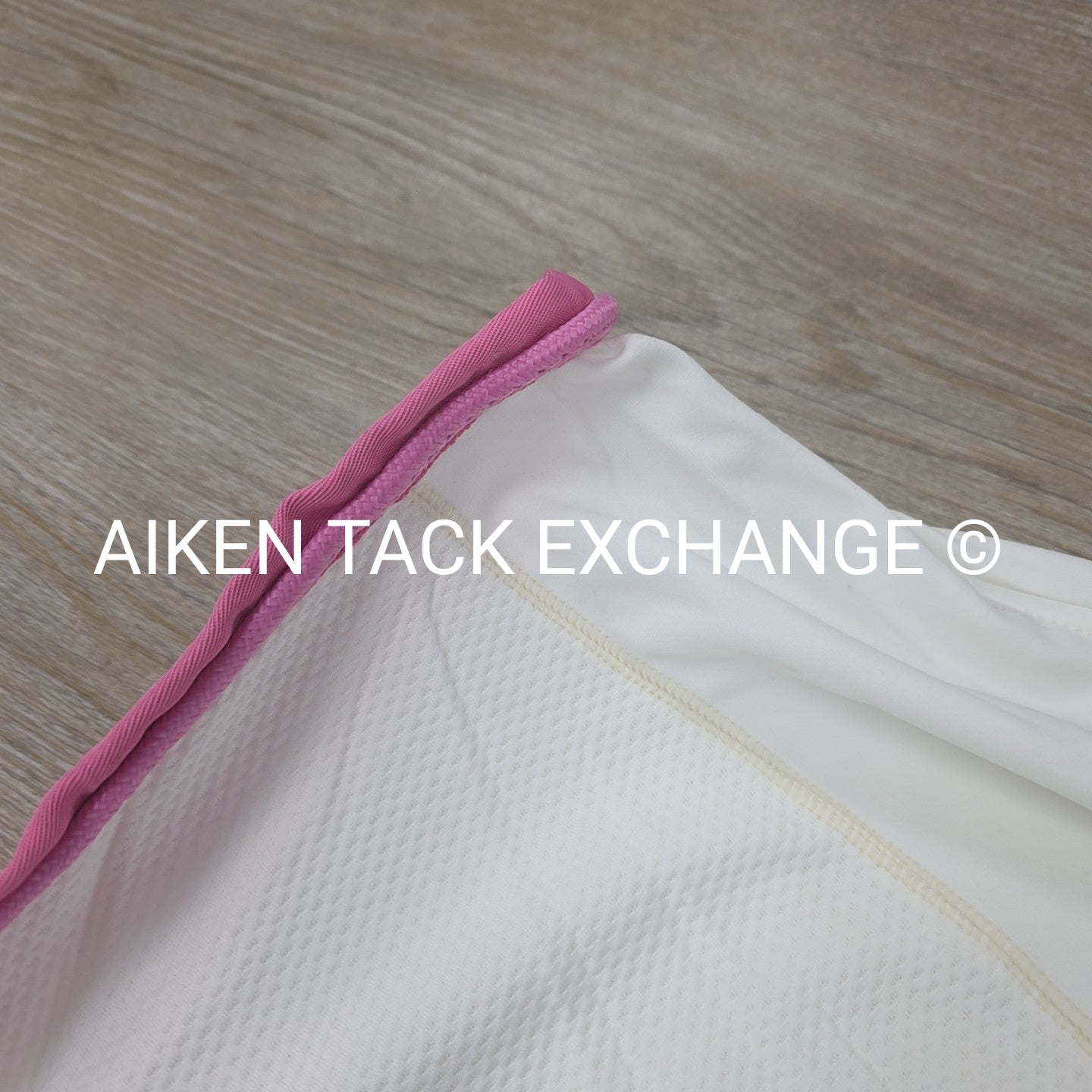 Fenwick Equestrian Pop Star Dress Sheet Sporty Cooler, 68"