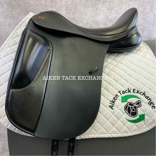 **On Trial** Kent & Master MDS S-Series Dressage Surface Block Saddle, 18" Seat, Adjustable Tree - Changeable Gullet, Wool Flocked Panels