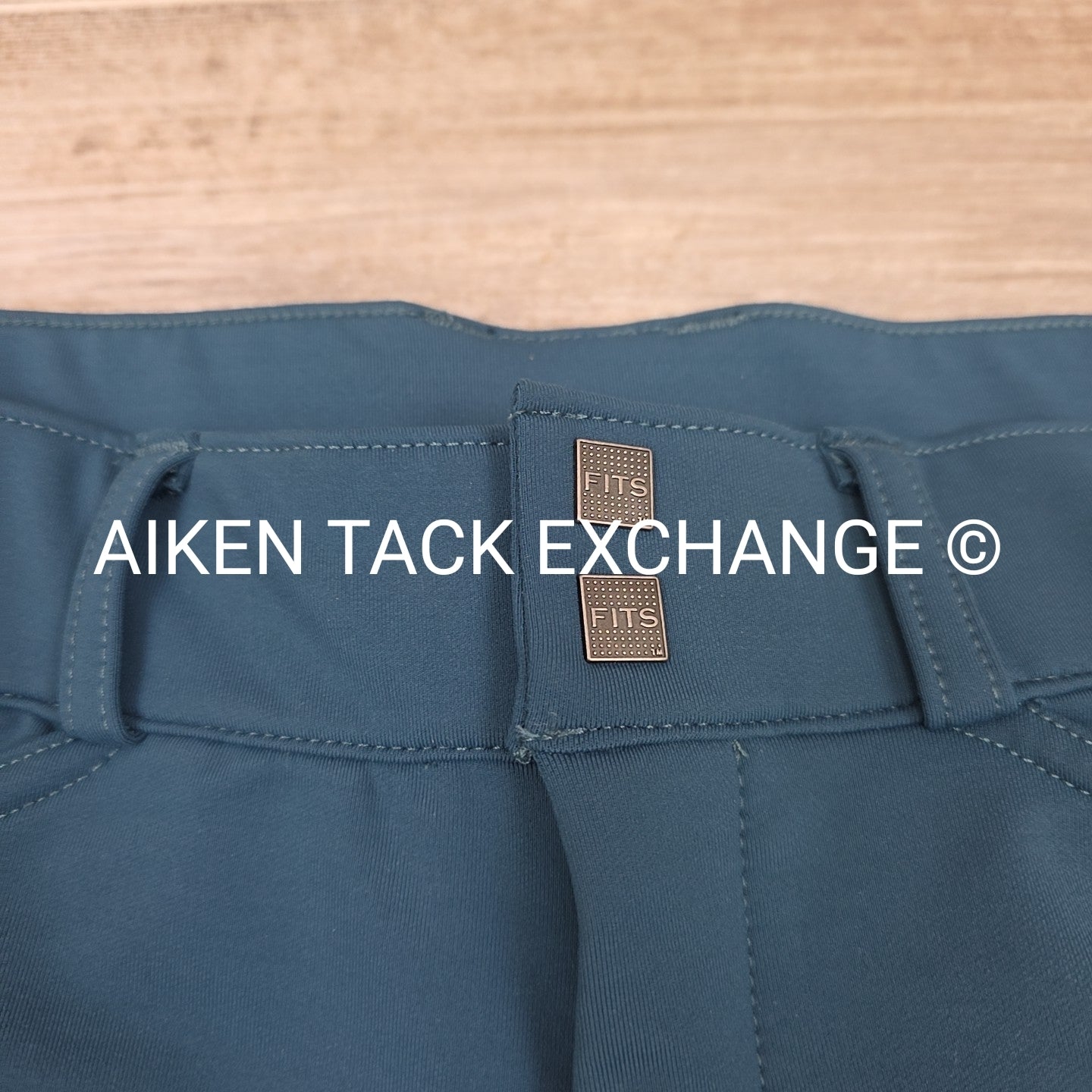 FITS Free Flex Full Seat Breeches, Size Medium