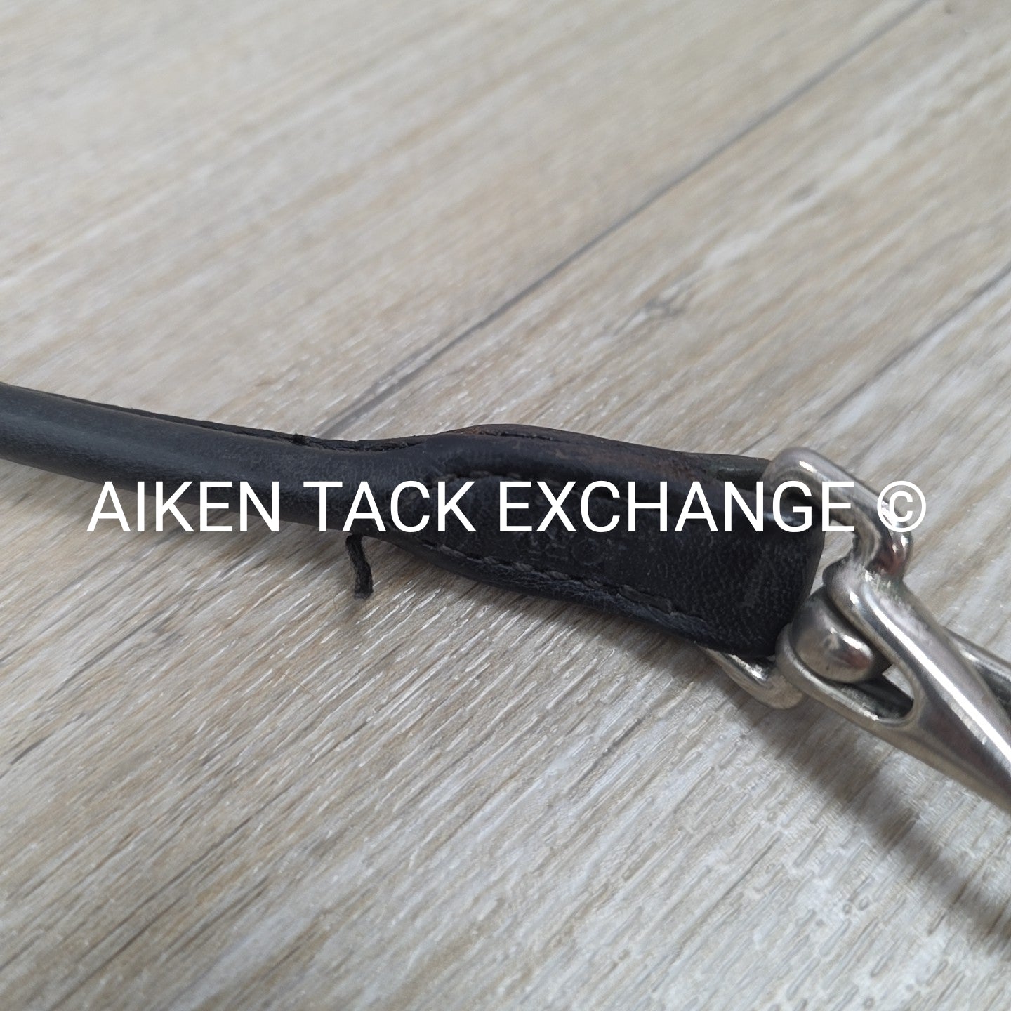 Tory Leather Rolled Leather Grab Strap with Snap Ends, Black