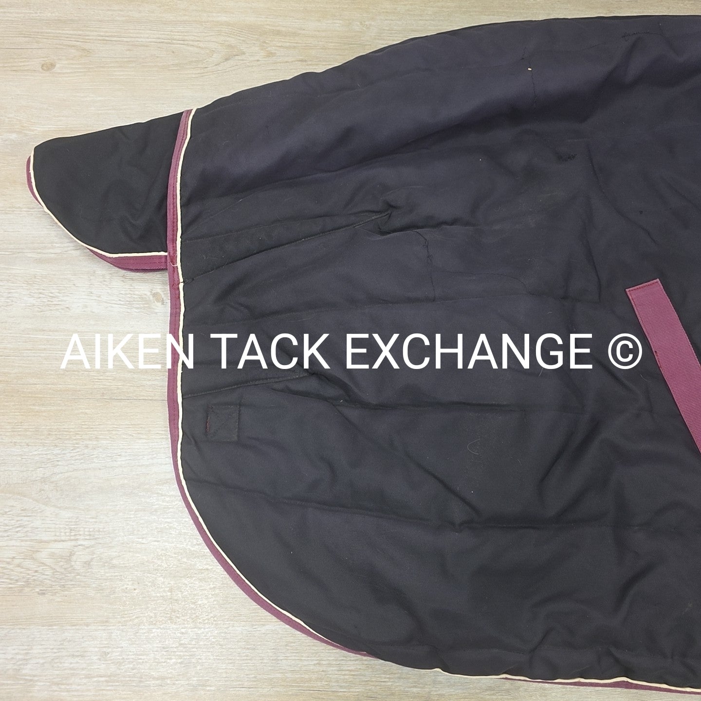 Dover Rider's International Medium Weight Turnout Blanket, Size 81"