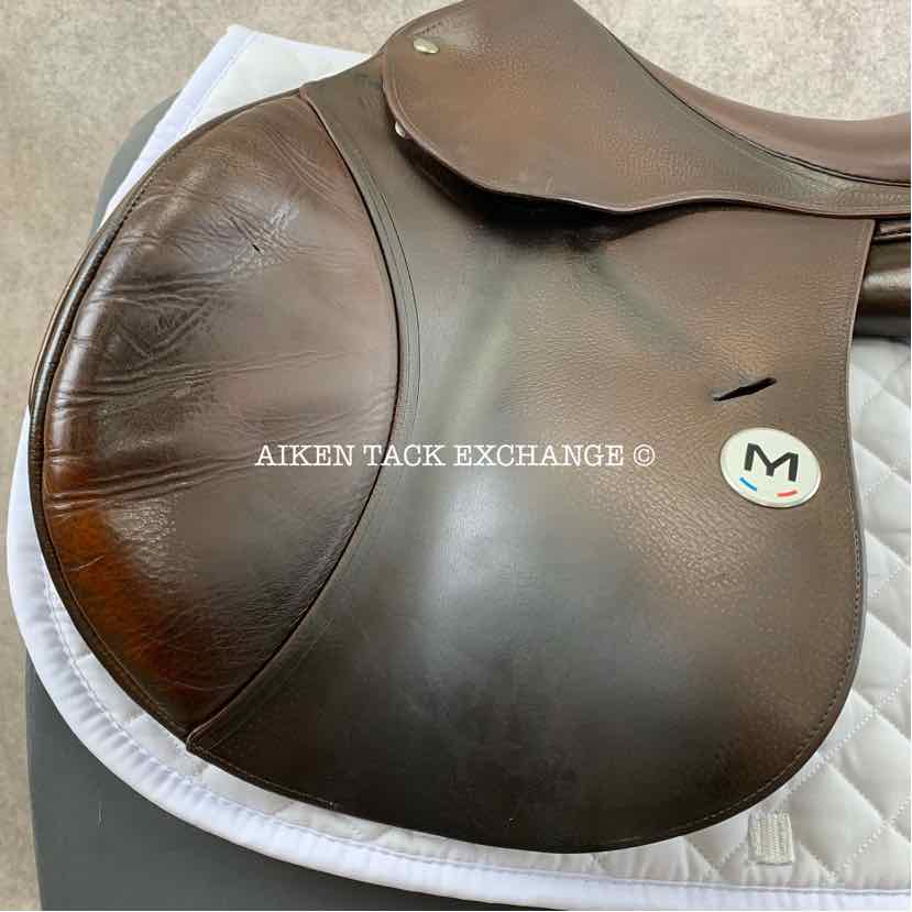 **SOLD** 2014 Meyer Act 1 Close Contact Jump Saddle, 17" Seat (Semi-Deep), Medium Tree, 4 Flap (Regular), Foam Panels