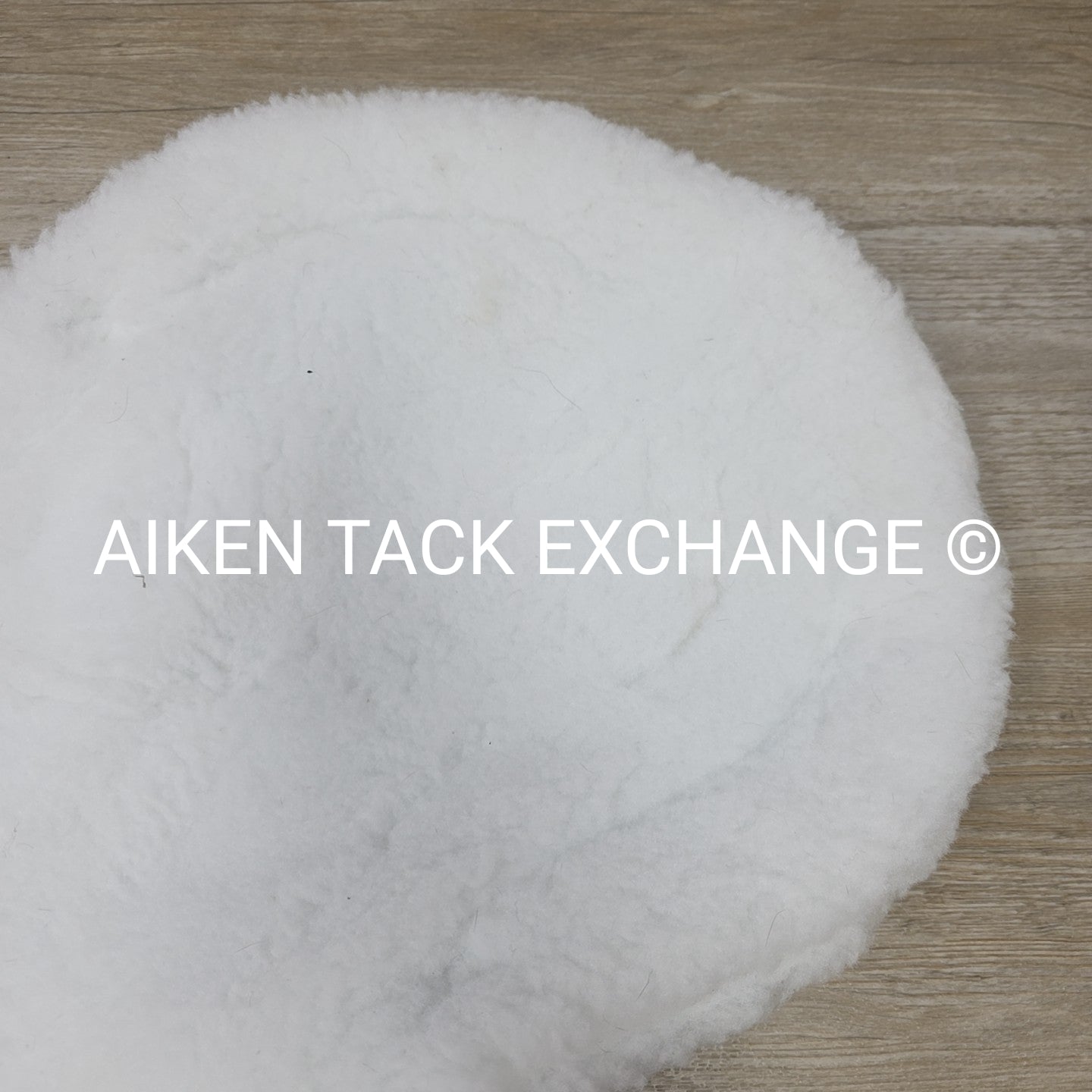 Toklat ProQuilt CC Fleece Show Pad with Joey Girth Slot, White, Size 17-17.5