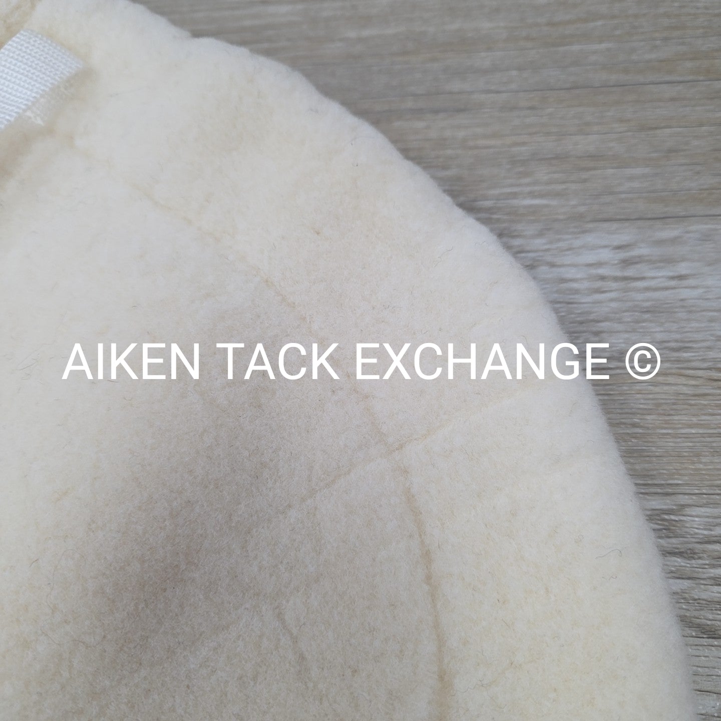 Toklat WoolBack Contour Dressage Saddle Pad
