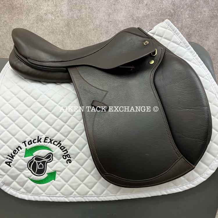 **SOLD** Marcel Toulouse Denise DL Close Contact Jump Saddle, 17" Seat, Medium/Medium Wide Tree, Foam Panels