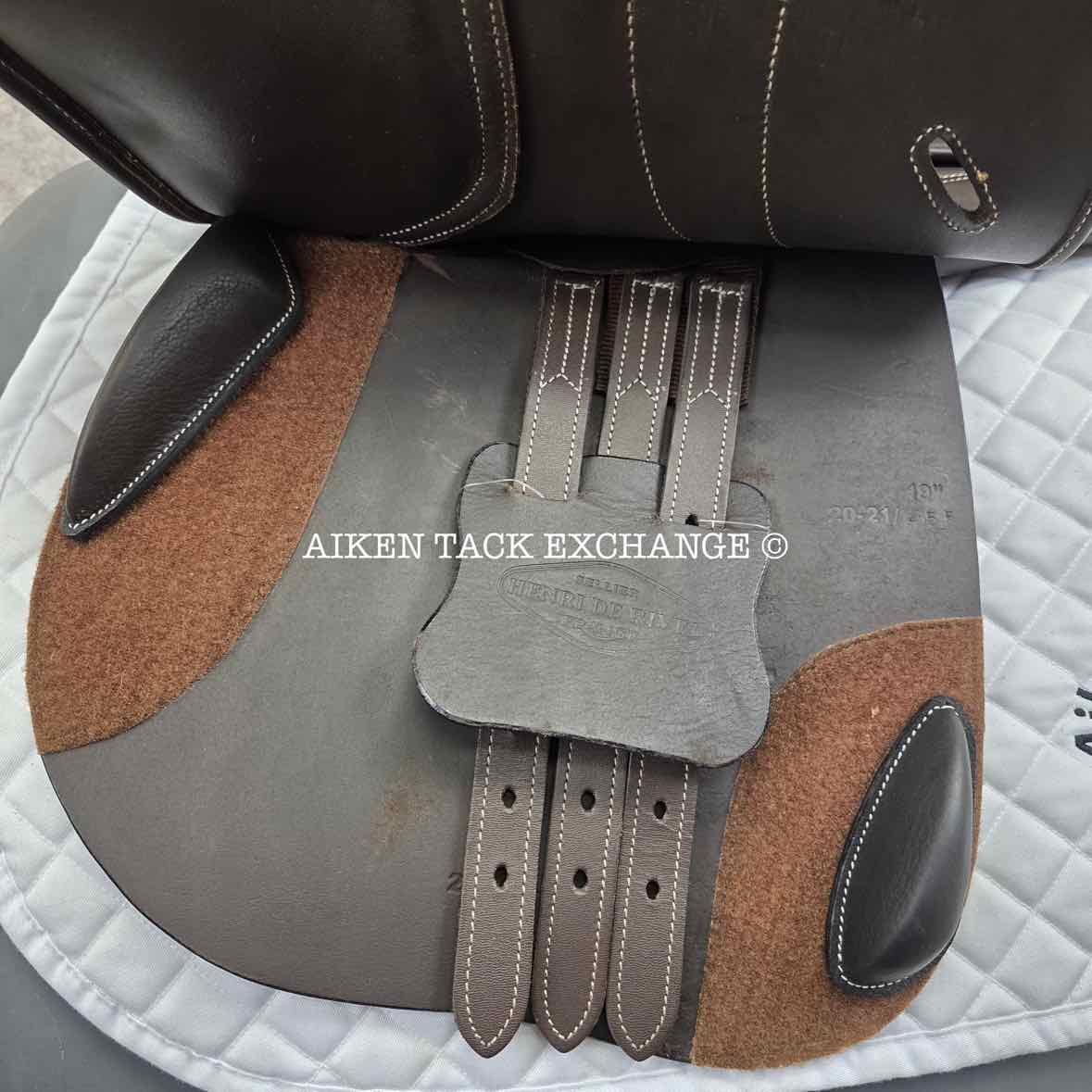 HDR Equipe Close Contact Jump Saddle, 19" Seat, Adjustable Tree - Changeable Gullet, Foam Panels