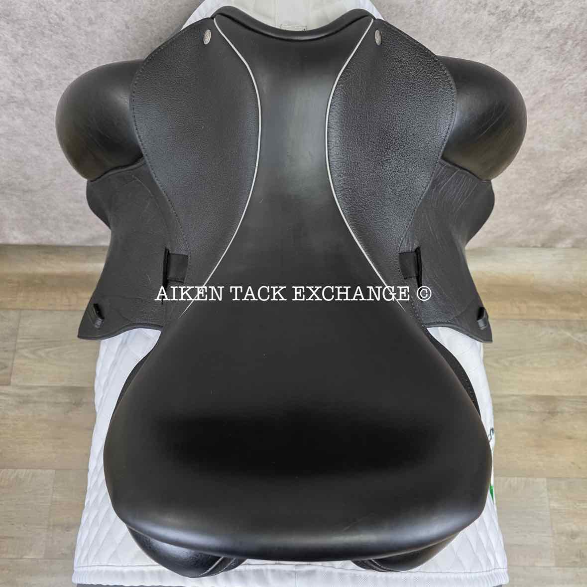 2015 Custom Saddlery Icon Flight Monoflap Dressage Saddle, 17.5" Seat, Adjustable Tree, Wool Flocked Hybrid Panels