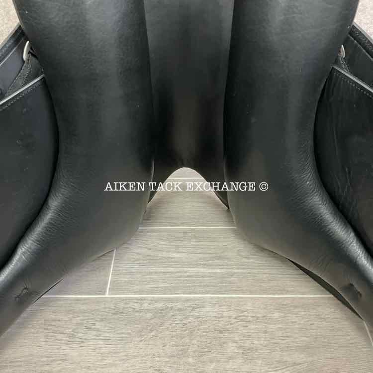 2020 Schleese Infinity II Dressage Saddle, 17.5" Seat, Adjustable AdapTree, Wool Flocked PSI Panels