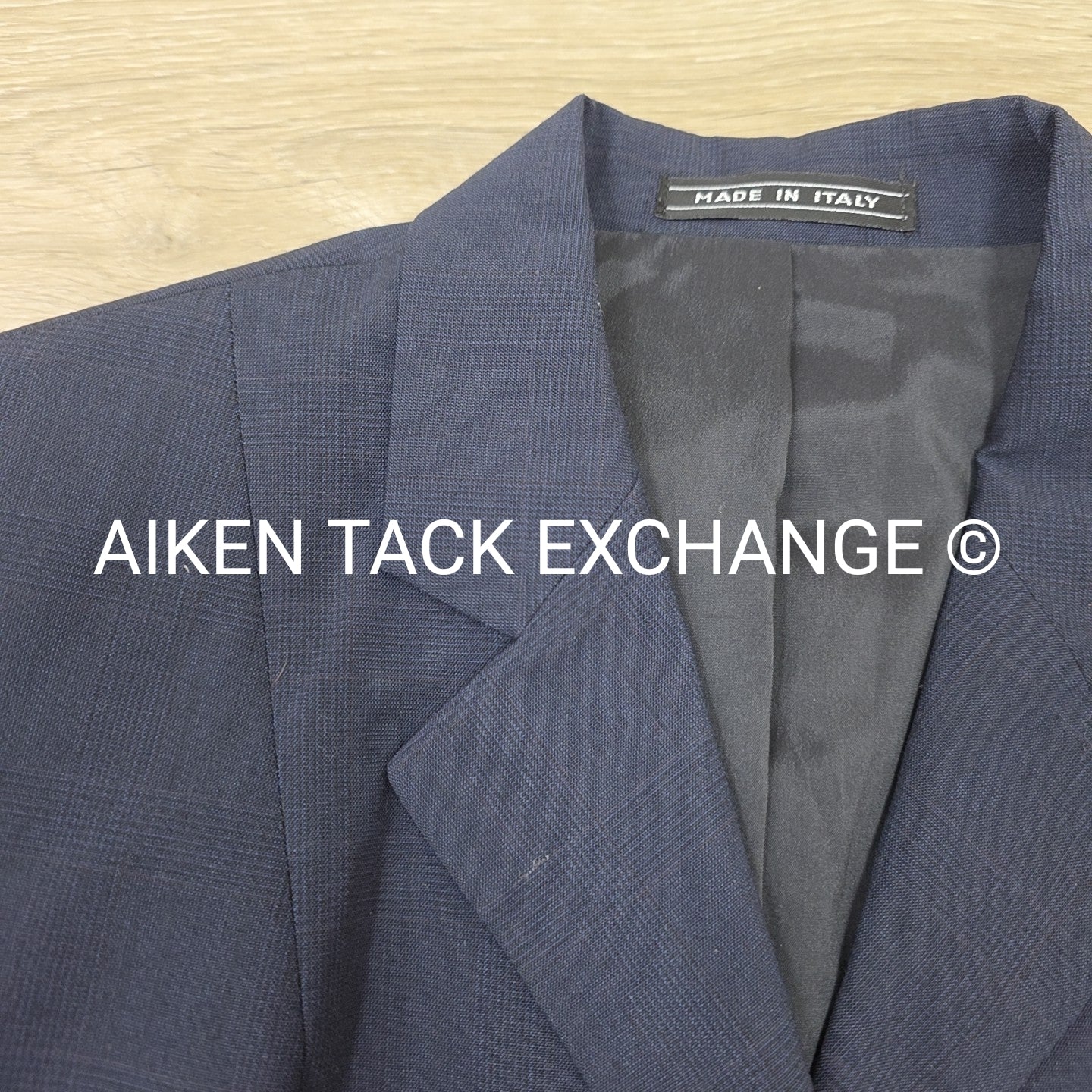 Tailored Sportsman Show Coat, Size 4 R