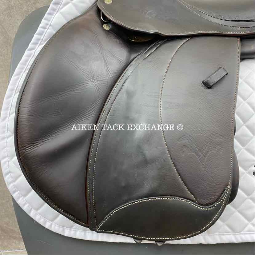 2012 Voltaire Palm Beach Close Contact Jump Saddle, 17.5" Seat, 3A Flap, Medium Wide Tree, PRO Panels, Full Buffalo Leather