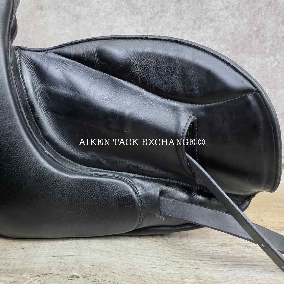 2015 Custom Saddlery Icon Flight Monoflap Dressage Saddle, 17.5" Seat, Adjustable Tree, Wool Flocked Hybrid Panels