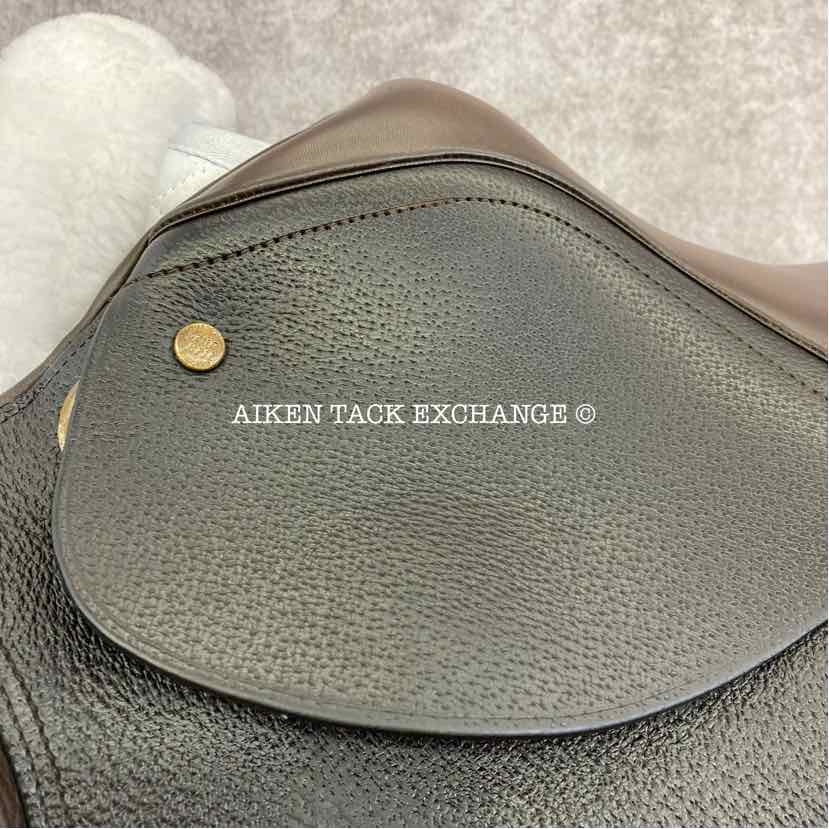 True Brit All Purpose Jump Saddle, 17" Seat, Medium Tree, Foam Panels