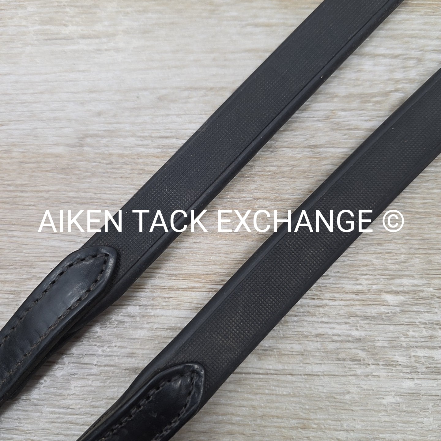 Stubben Rubber Reins, Black, 56"