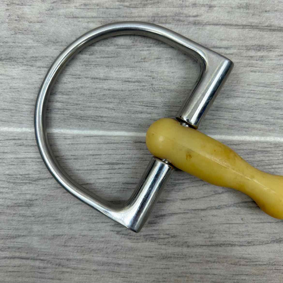 Happy Mouth Shaped Mullen Mouth King Hunter D Ring Bit 5.5"