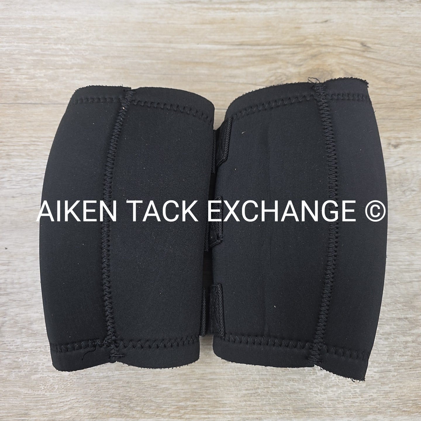 Back On Track Therapeutic Knee Boots, Set of 2, Size Medium