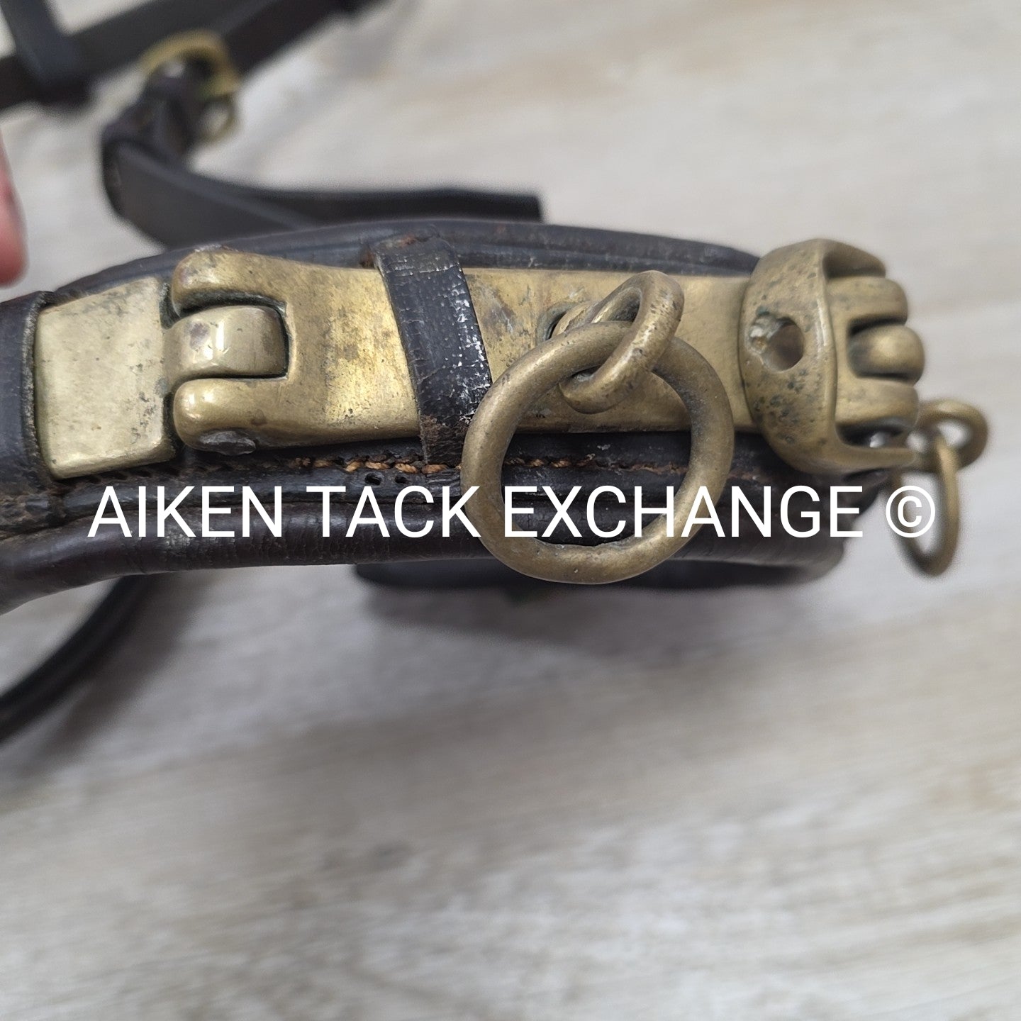 Leather Lunge Cavesson (Leather has Cracking)