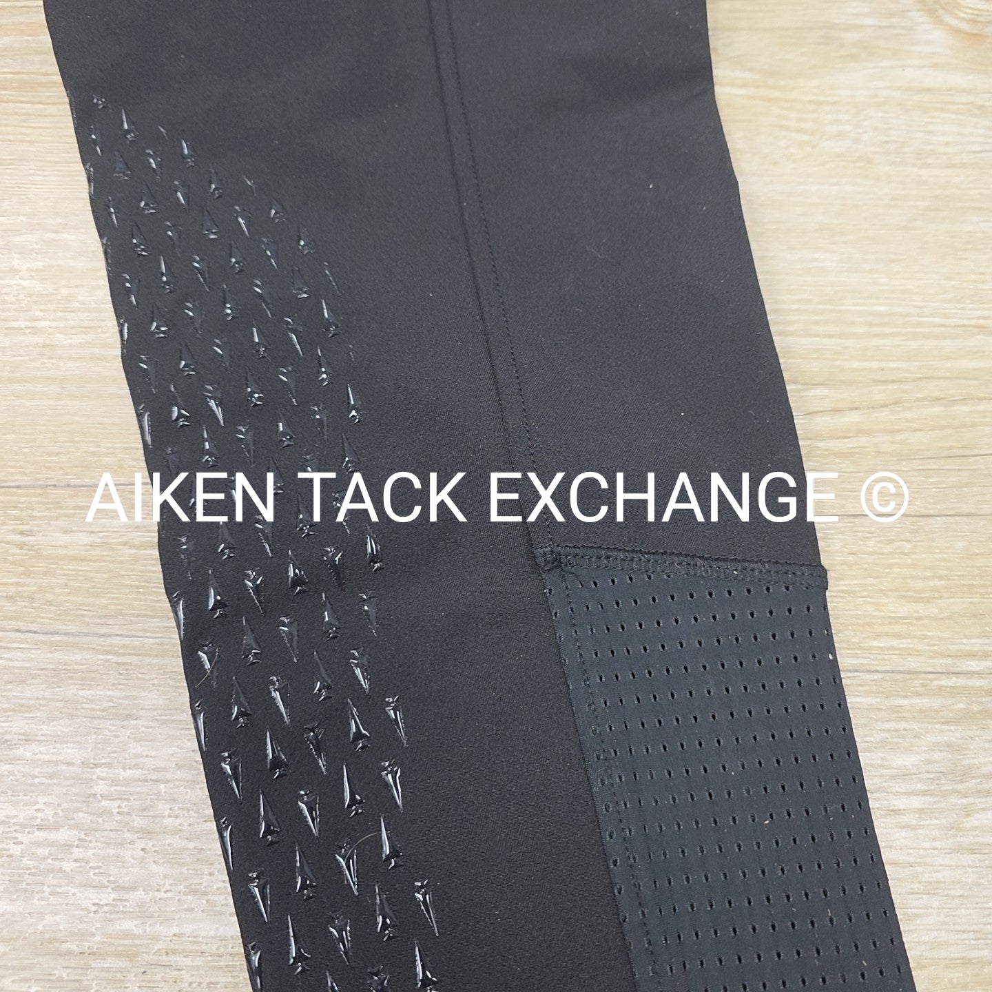 Kerrits Affinity Ice Fil Silicone Grip Knee Patch Breeches, Size Medium