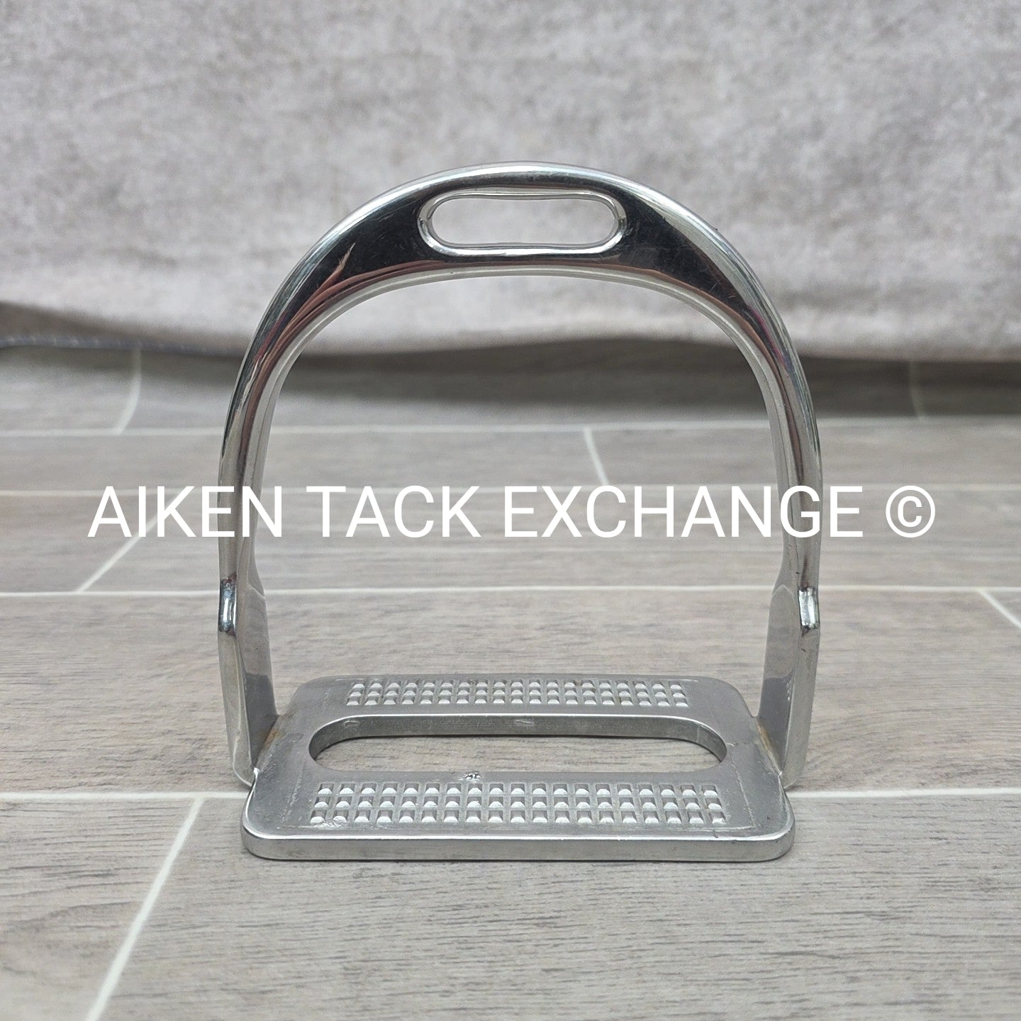 Wide Tread Polo Style Stirrup Irons, 5"
