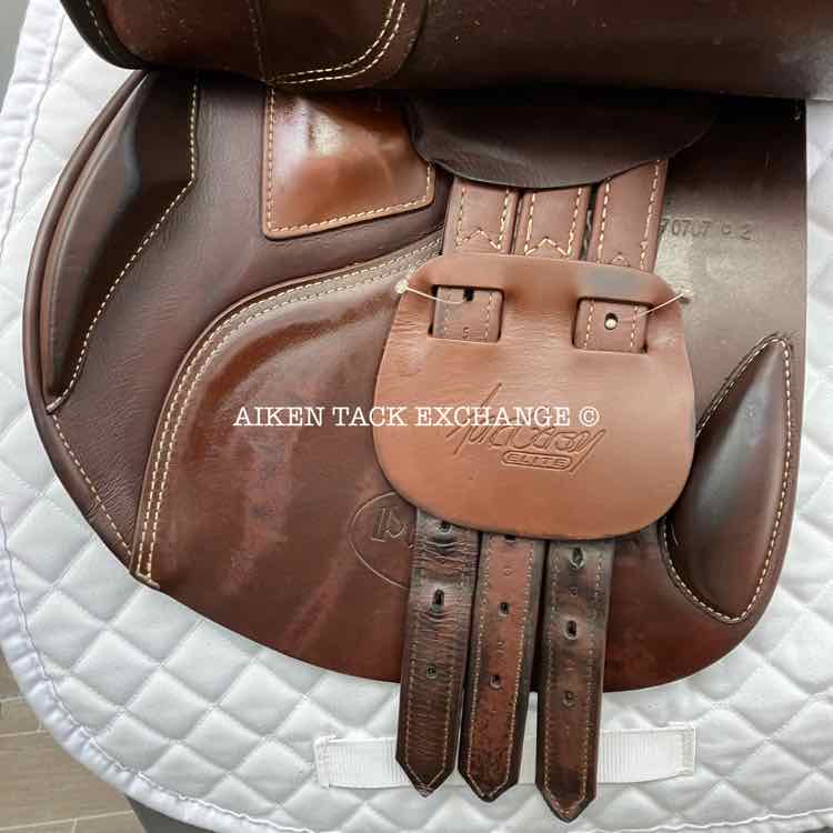 **SOLD** 2007 Prestige Nona Garson Elite Close Contact Jump Saddle, 17" Seat, 33 Tree - Medium (Adjustable), Foam Panels