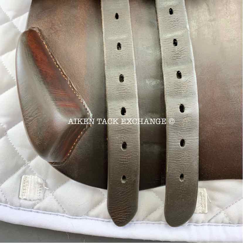 **SOLD** 2014 Meyer Act 1 Close Contact Jump Saddle, 17" Seat (Semi-Deep), Medium Tree, 4 Flap (Regular), Foam Panels