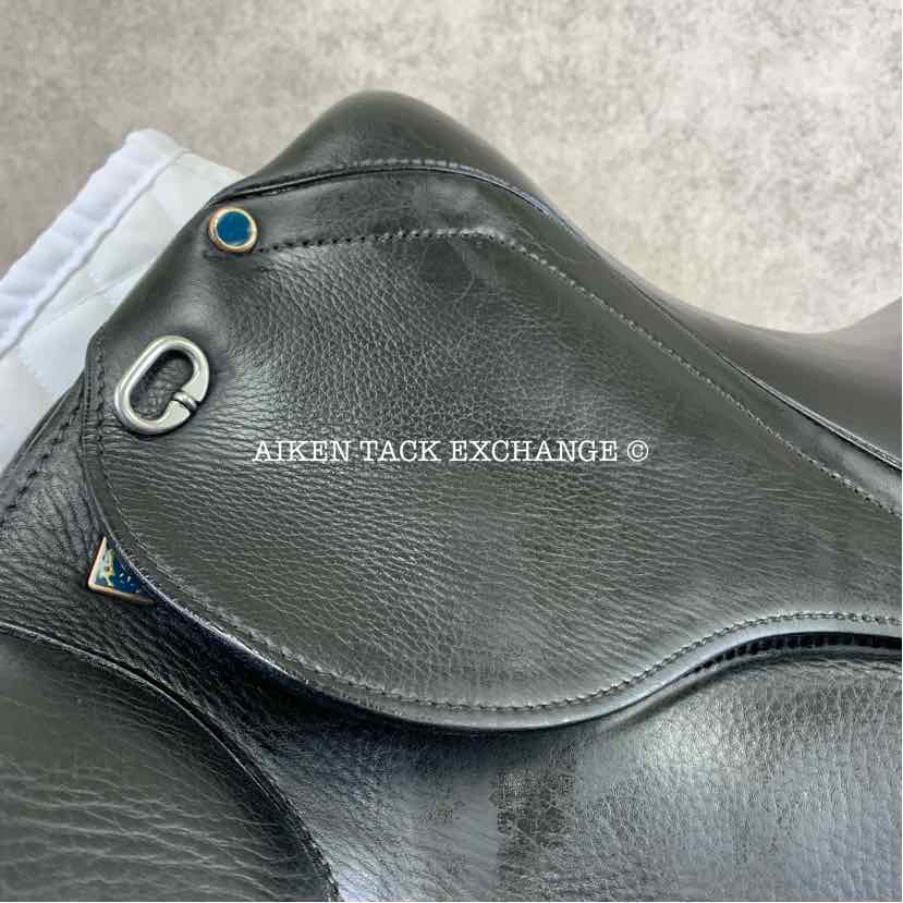 **SOLD** 2016 Stubben 1894 Dressage Saddle, 17.5" Seat, 32 cm Tree - Wide, Wool Flocked Panels