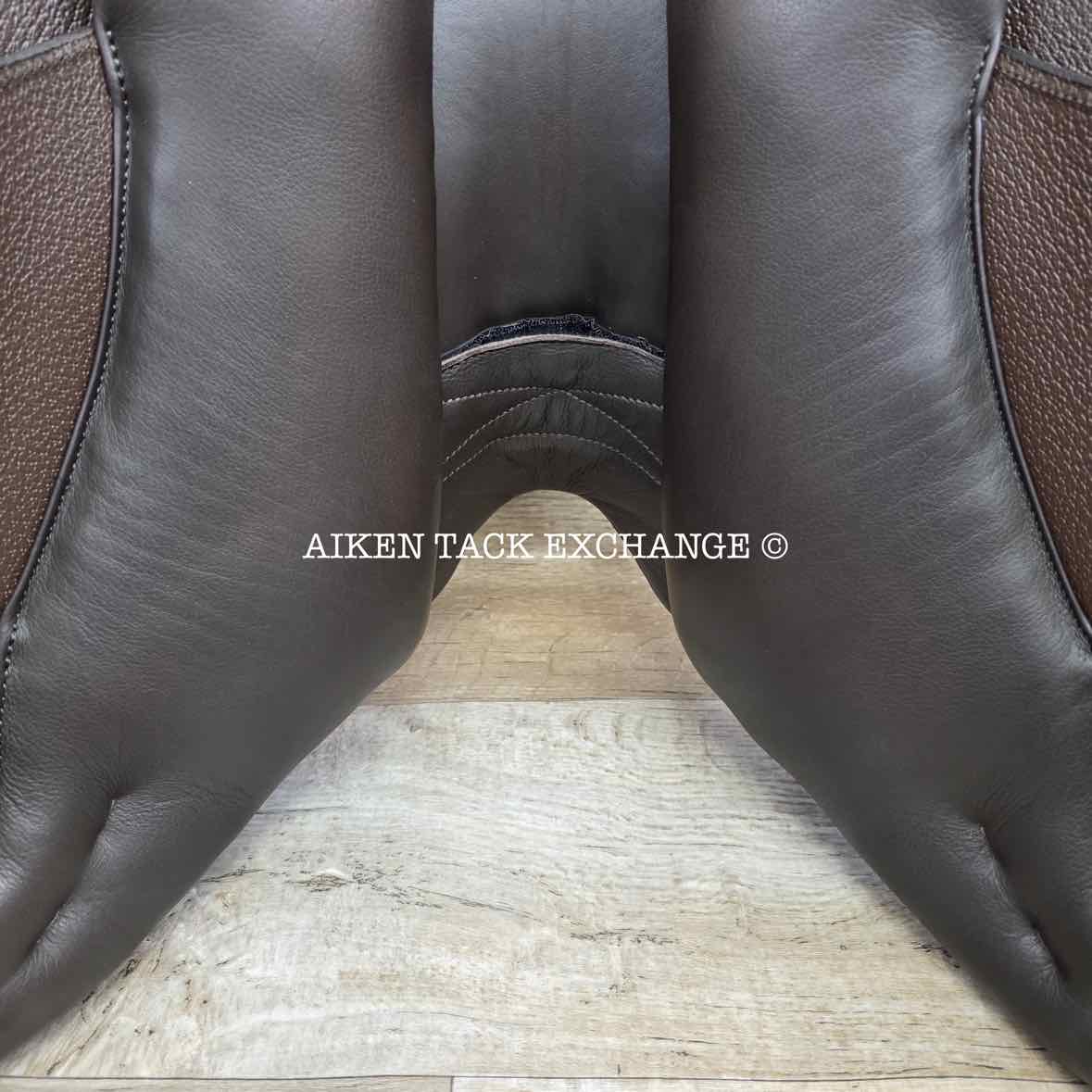 **SOLD** Royal Heritage Stella Jump Saddle, 18" Seat, Adjustable Tree - Changeable Gullet, Wool Flocked Panels